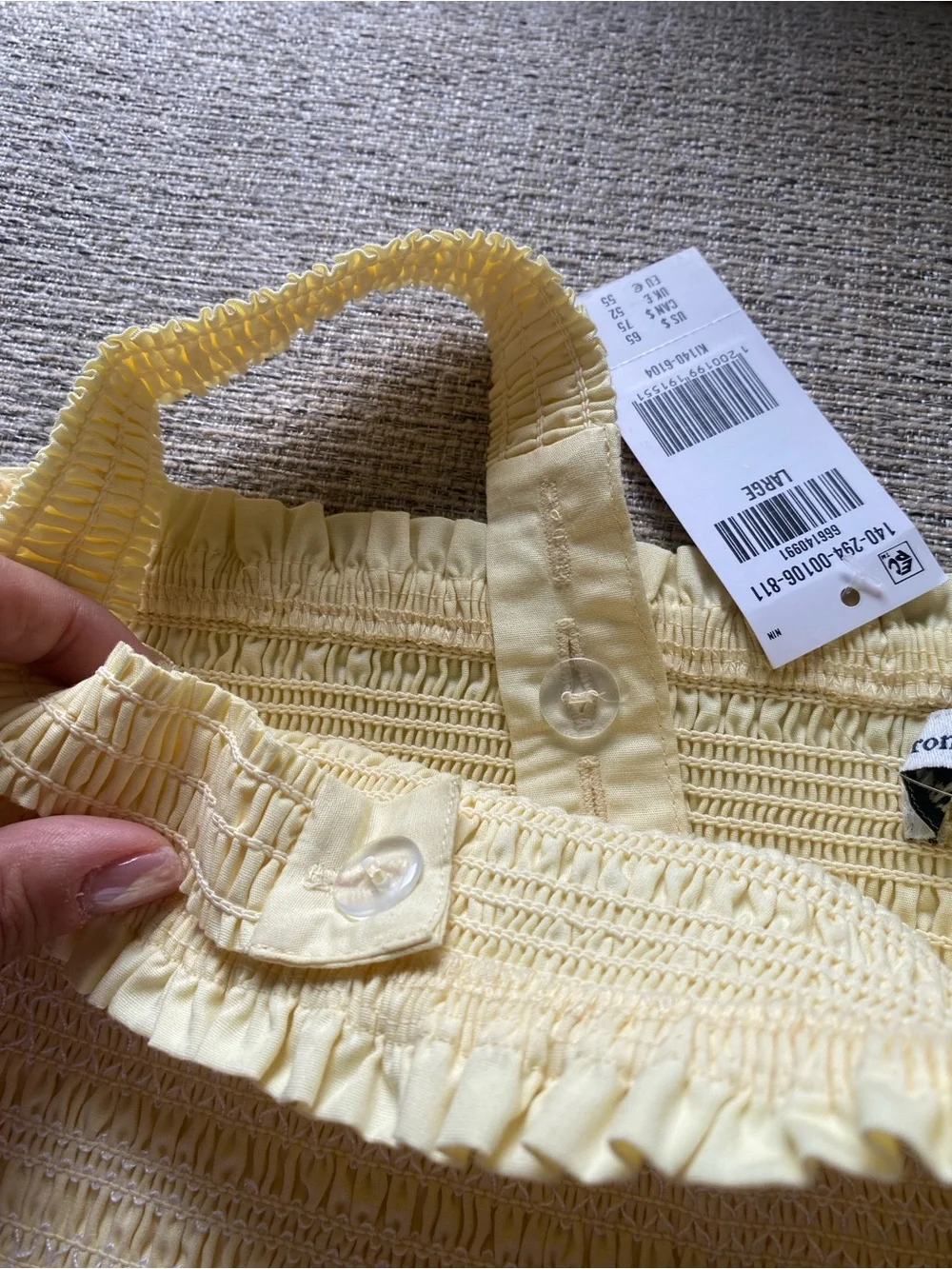 Abercrombie and Fitch 2-in1 Convertible Tank Top in Soft Yellow - Picture 8 of 9
